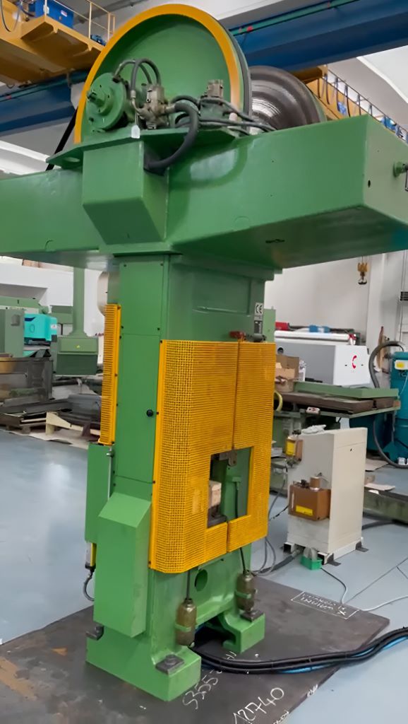 Friction press Ficep MT270/400 - 270 ton (ID: 76236) - Dabrox.com