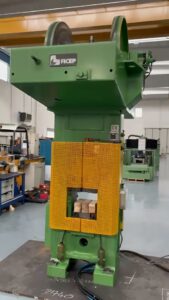 Friction press Ficep MT270/400 - 270 ton (ID: 76236) - Dabrox.com