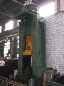 Screw press Weingarten PA 225 - 800 ton (ID:S84944) - Dabrox.com