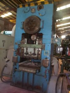 Trimming press Smeral LKR 200/80 — 200 ton