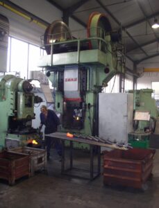 Friction screw press Zdas LVR 630 — 630 ton