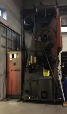 Closed-die hot forging press Farina GAS 400 — 400 ton (Photo 1)