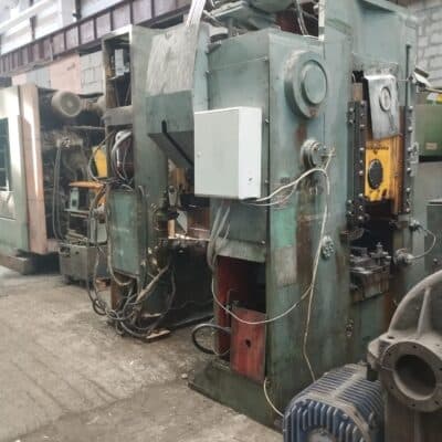 Knuckle joint press Barnaul KB8336 — 400 ton (Photo 2)
