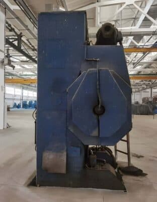 Knuckle joint press Barnaul K8340 — 1000 ton (Photo 4)