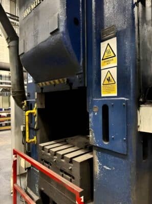 Friction screw press Hasenclever FPRN 400 — 1600 ton (Photo 4)