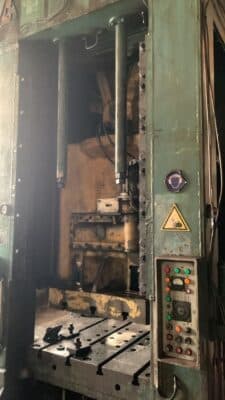 Trimming press TMP Voronezh K2538 К05.8638.1 — 630 ton (Photo 1)