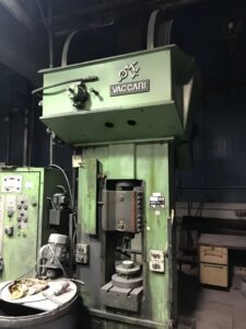 Friction screw press Vaccari 6PS - 165 ton (ID: 76313) - Dabrox.com