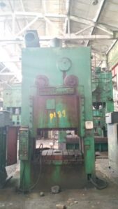 Trimming press Ravne Metalna KES 250 A — 250 ton
