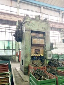 Knuckle joint press TMP Voronezh K504.003.844 / KB8344 - 2500 ton (ID:75686) - Dabrox.com