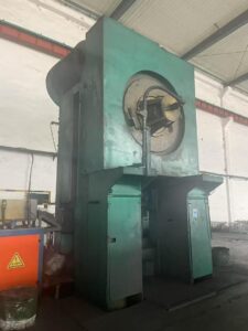 Hot forging press Smeral LZK 2500 - 2500 ton (ID: 76311) - Dabrox.com