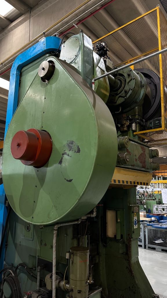 Knuckle joint press Kieserling KKPR 1600 - 1600 ton (ID: 76312) - Dabrox.com