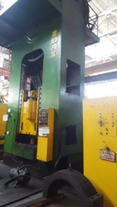Trimming press Zdas LU630 — 630 ton