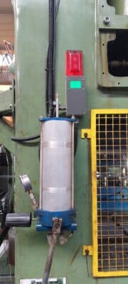 Stamping press Schuler P2E2S 315/1.25 — 315 ton (Photo 13)