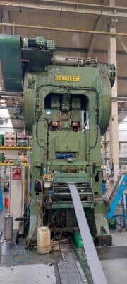 Stamping press Schuler P2E2S 315/1.25 — 315 ton (Photo 5)