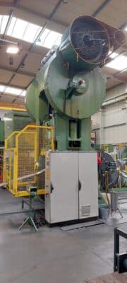 Stamping press Schuler P2E2S 315/1.25 — 315 ton (Photo 18)