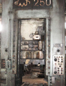 Trimming press TMP Voronezh KB9534 - 250 ton (ID:75216) - Dabrox.com