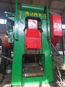 Hot forging press Ajax 2500 MT — 2500 ton