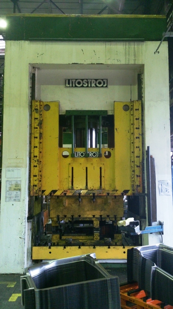 Hydraulic press Litostroj HVO-2-630 - 630 ton (ID:75937) - Dabrox.com