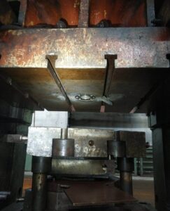 Trimming press TMP Voronezh K2540 - 1000 ton (ID:75667) - Dabrox.com
