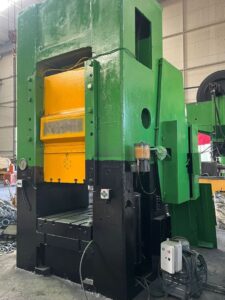 Knuckle joint press Barnaul K8342 — 1600 ton