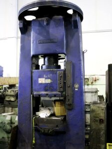 Screw press Weingarten P 180 — 240 ton