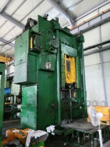 Cold extrusion press Barnaul KB0040 - 1000 ton (ID: 76323) - Dabrox.com
