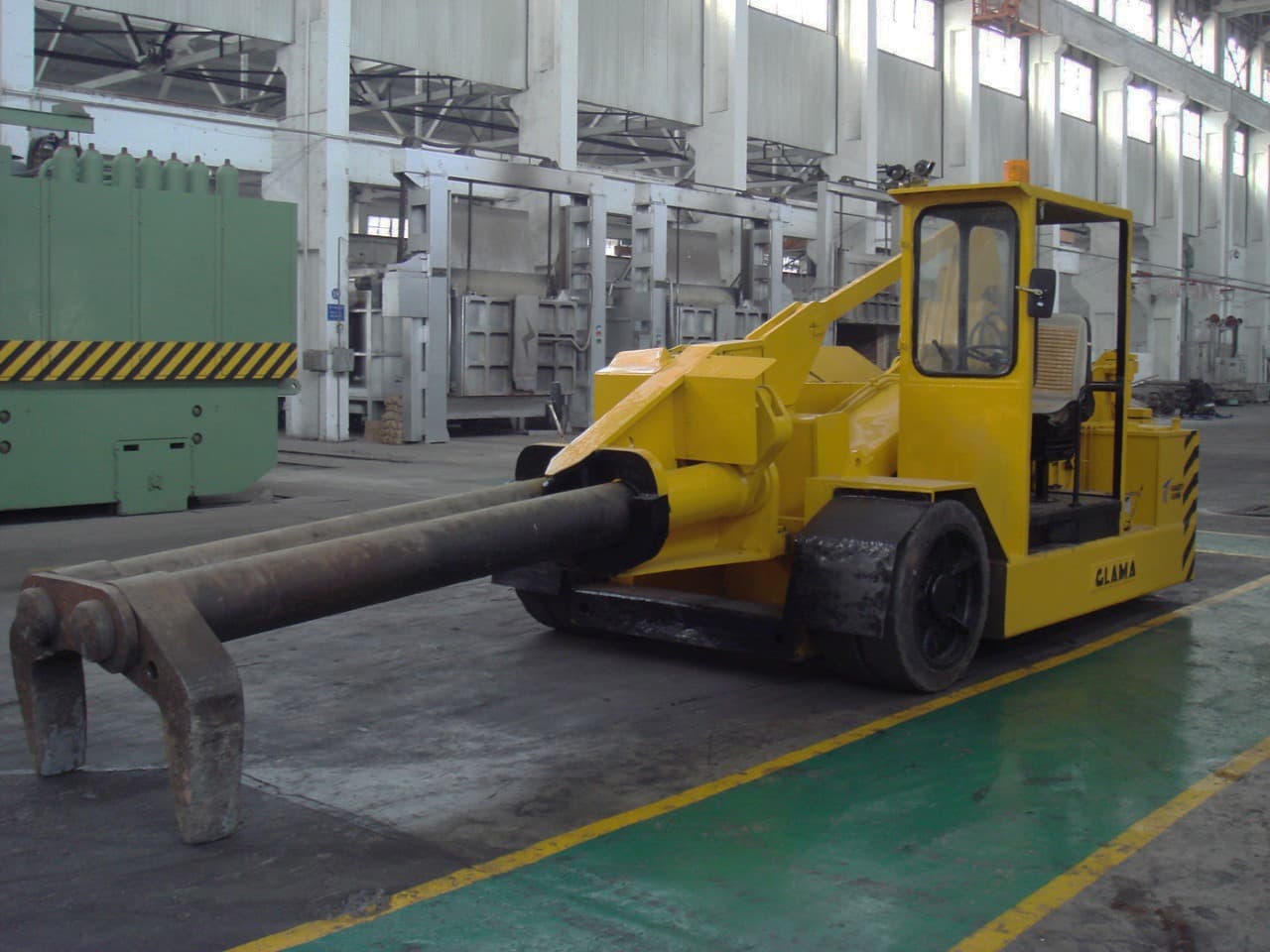 Forging manipulator Glama T3 — 3 ton